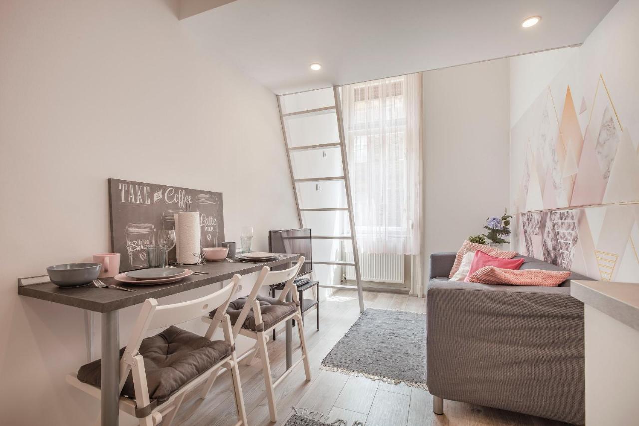 D'Crown Residences Budapest Extérieur photo